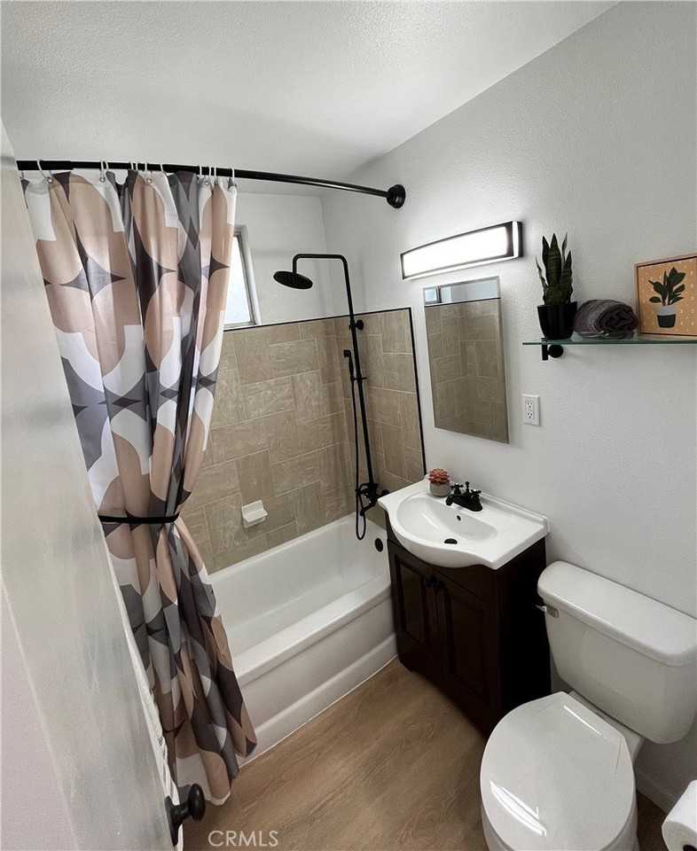 14449 Palmrose Ave #A - Photo 7 of 12