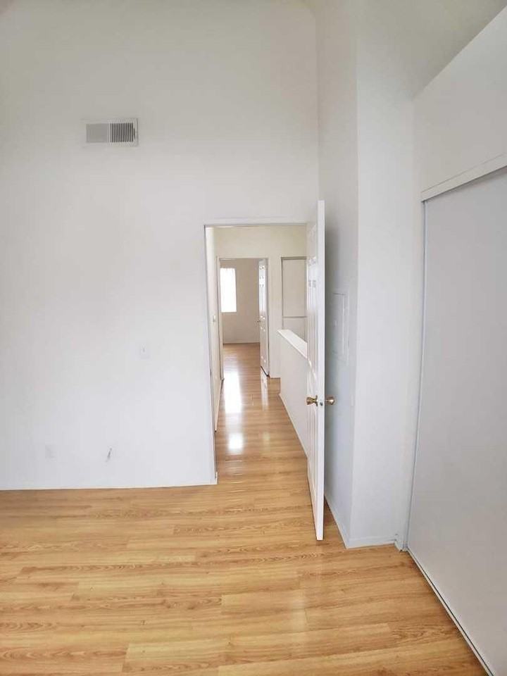 14259 Friar St - Photo 7 of 10