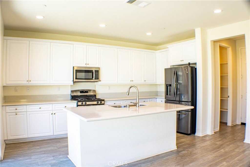 1463 Babbling Brook Pl - Photo 5 of 23