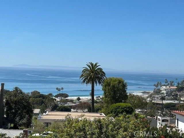 462 Hilledge Dr - Photo 4 of 34