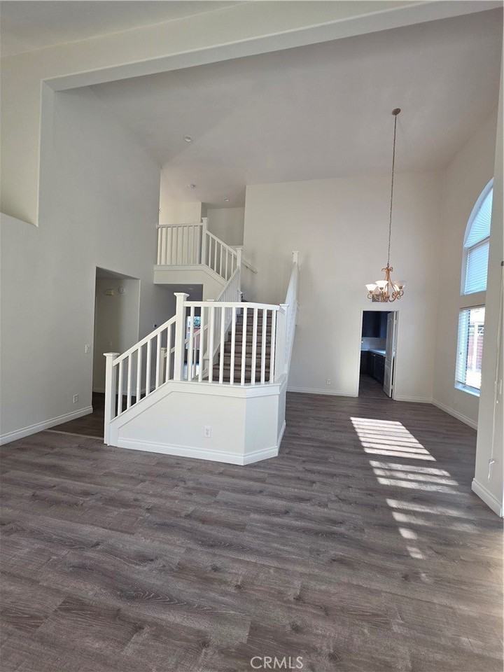 31939 Monique Cir - Photo 4 of 35