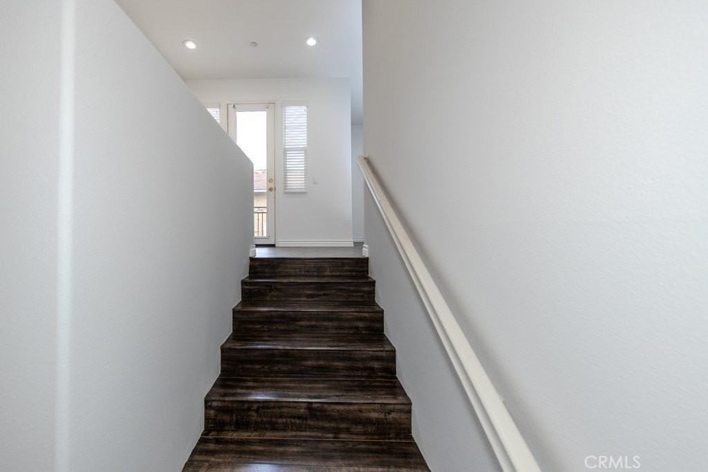 87 Reunion - Photo 5 of 34