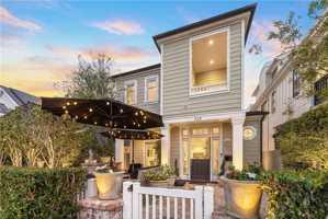 featured image of 220 Coral Ave