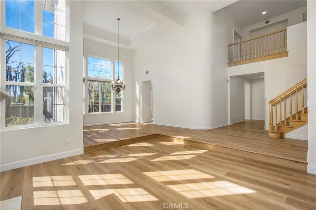 68 Bridgeport Rd - Photo 7 of 28