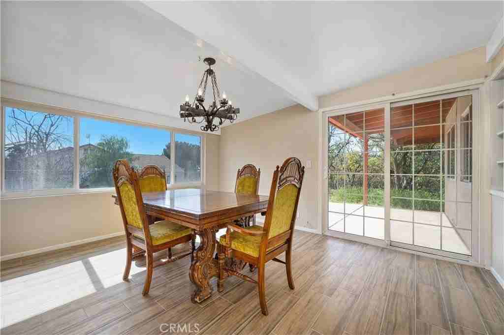 11760 Lasselle St - Photo 7 of 41