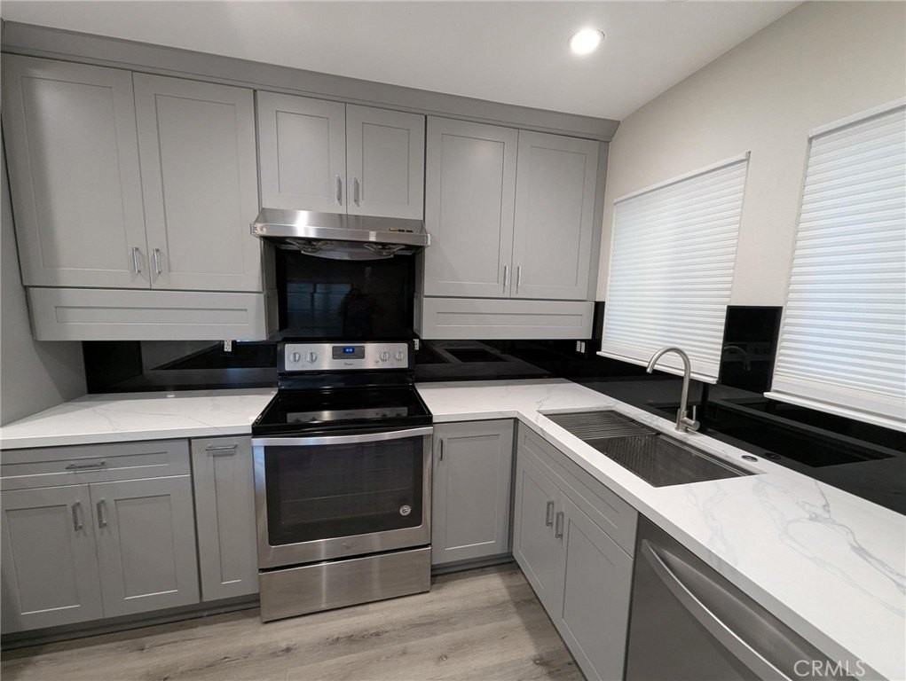 2118 Via Puerta #B - Photo 6 of 14