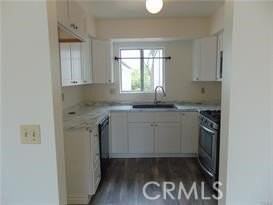 1100 Cleghorn Dr - Photo 3 of 8