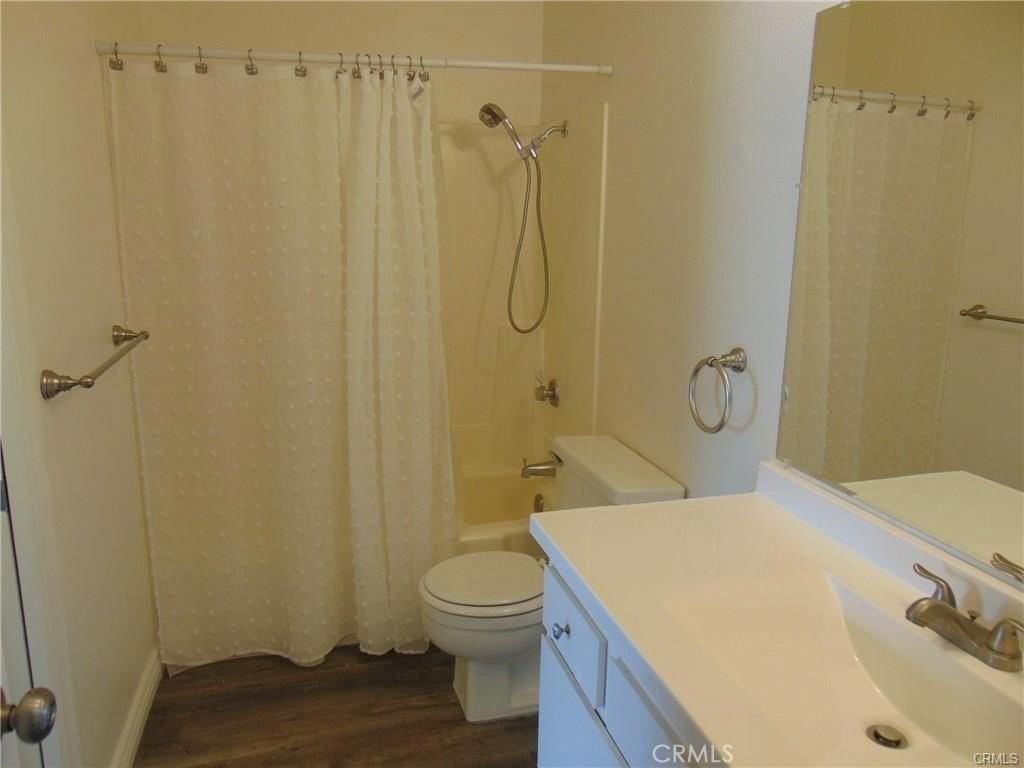 1100 Cleghorn Dr - Photo 4 of 8