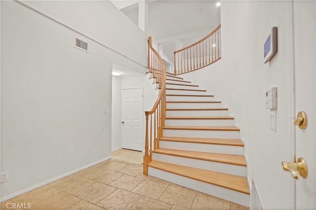 11738 Andasol Ave - Photo 4 of 50