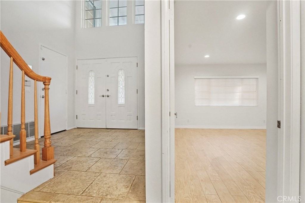 11738 Andasol Ave - Photo 5 of 50