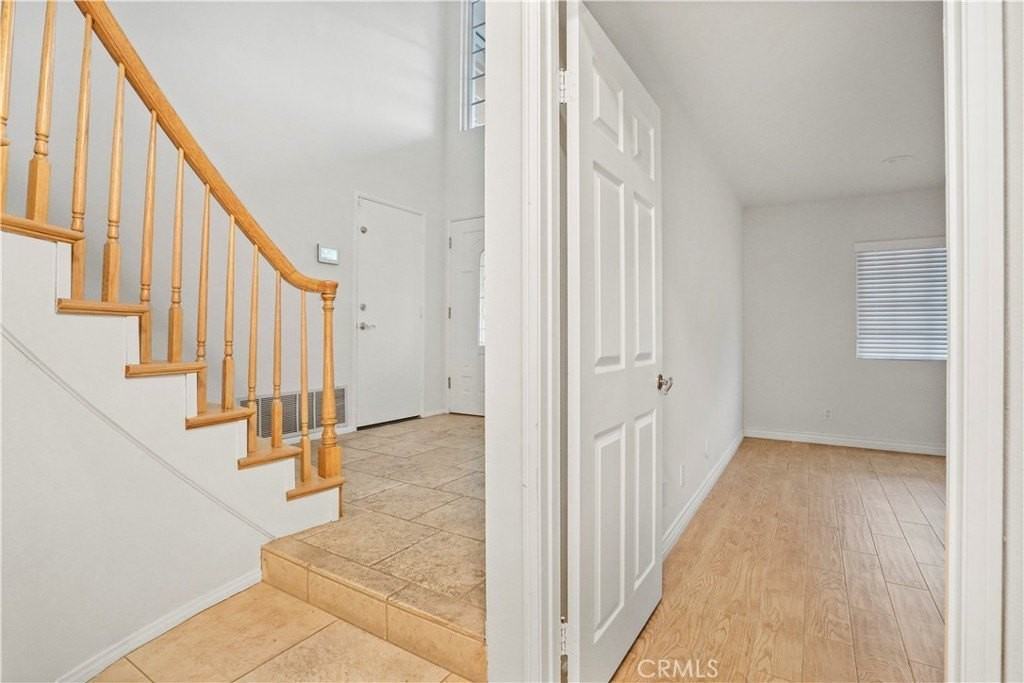 11738 Andasol Ave - Photo 6 of 50