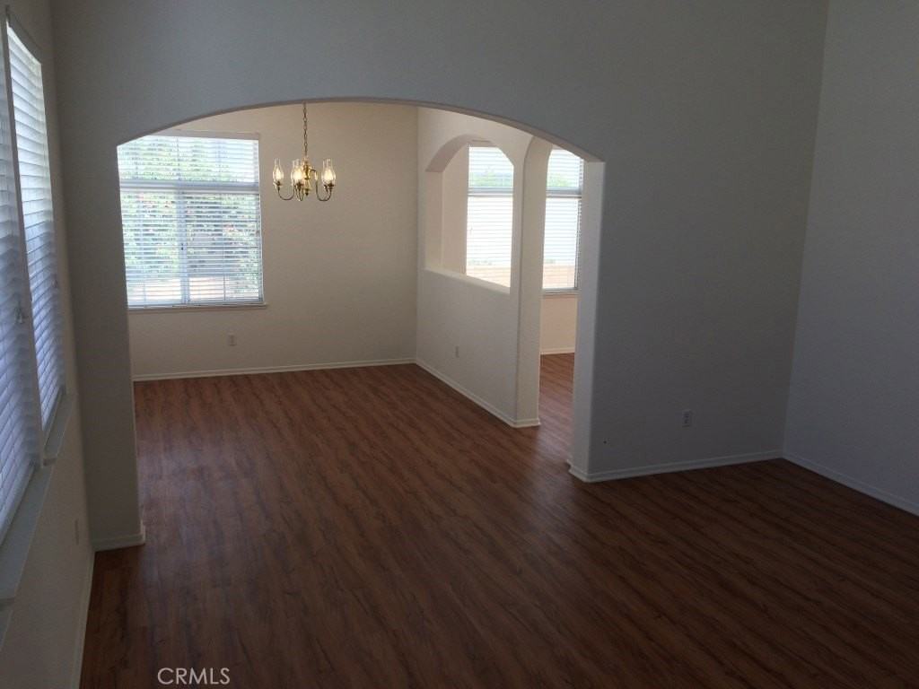 2196 Rancho Hills Dr - Photo 4 of 28