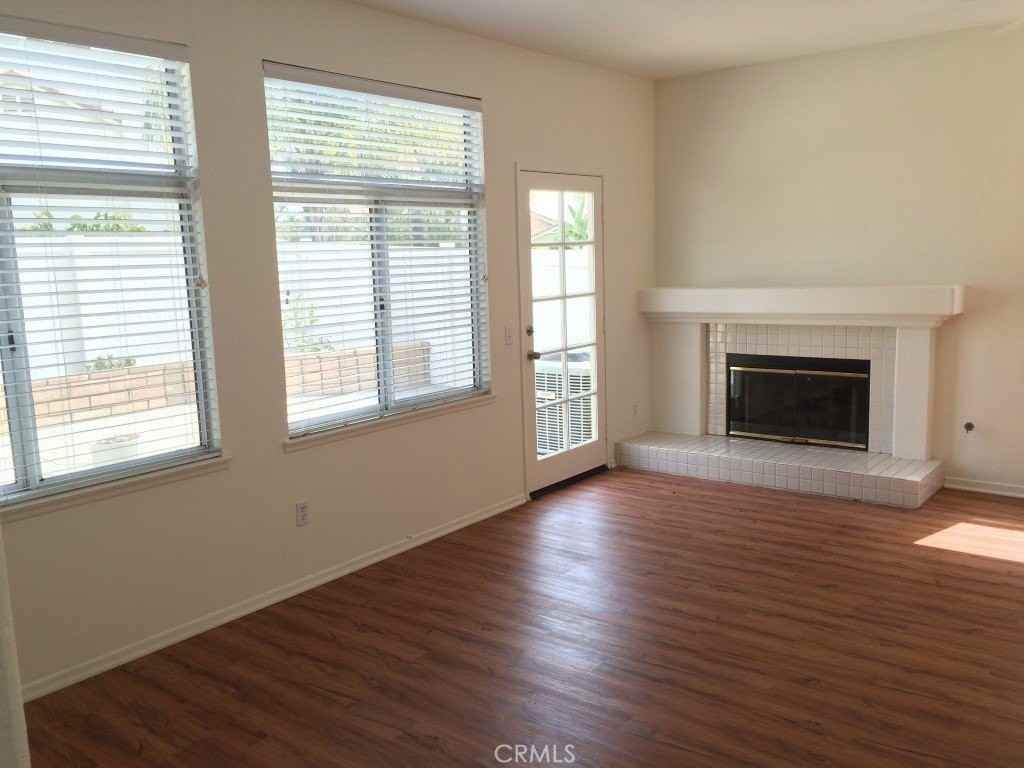 2196 Rancho Hills Dr - Photo 5 of 28