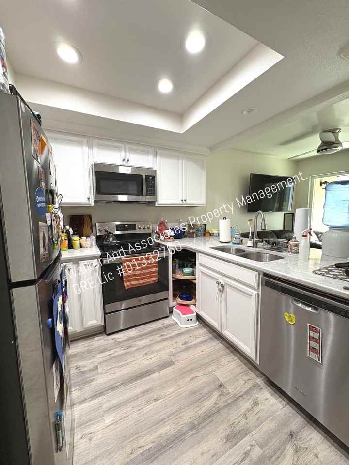 325 E Rice Ranch Rd #1 - Photo 3 of 11