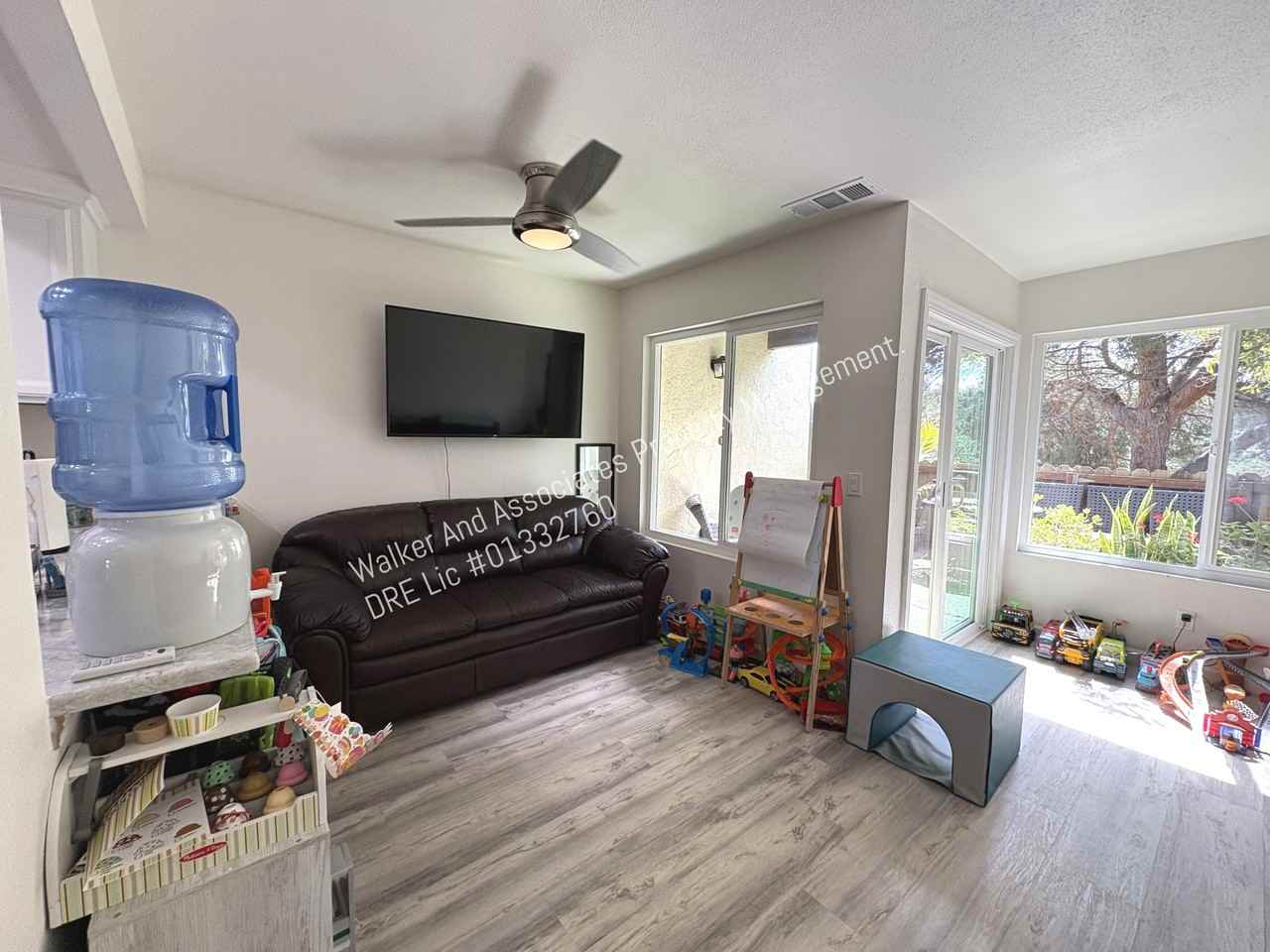 325 E Rice Ranch Rd #1 - Photo 5 of 11