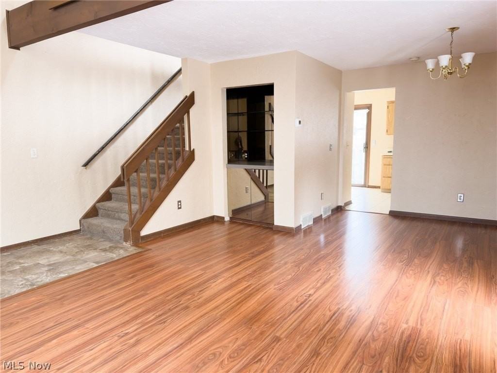 1363 Belvoir Mews - Photo 4 of 16