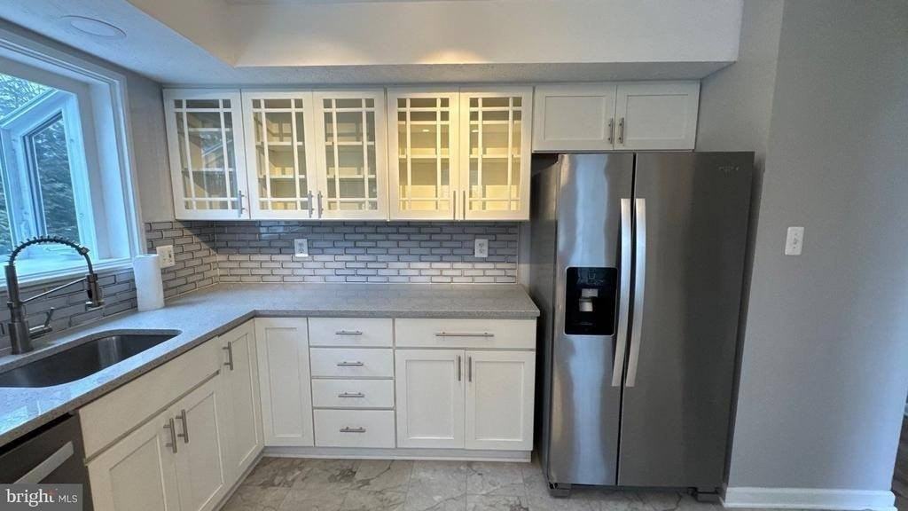 7225 Steamerbell Row - Photo 6 of 29