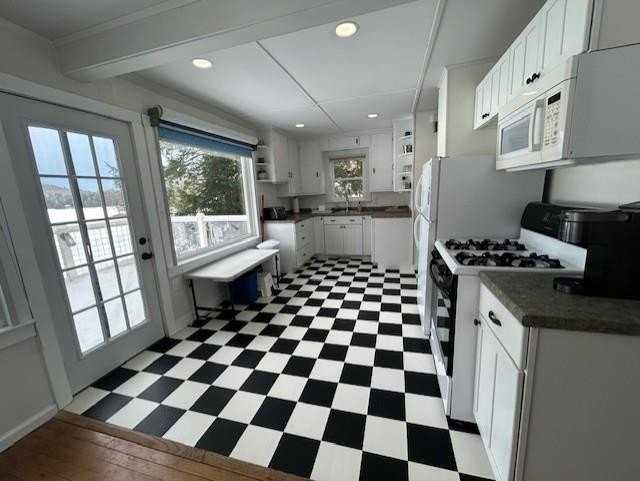 14 Hamel Rd - Photo 3 of 19