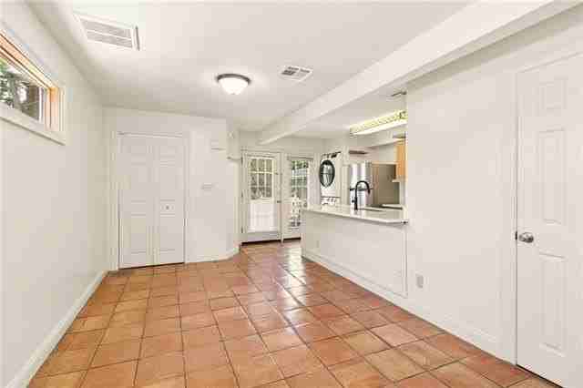 1717 Upperline St - Photo 7 of 12