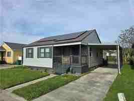 featured image of 912 Monticello Ave