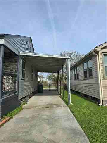 912 Monticello Ave - Photo 2 of 43