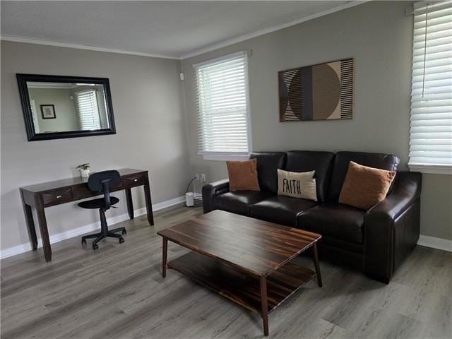 912 Monticello Ave - Photo 6 of 43