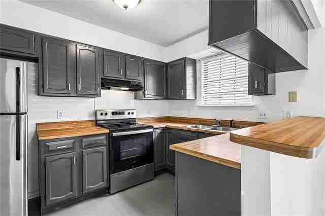 153 Walnut St - Photo 6 of 16