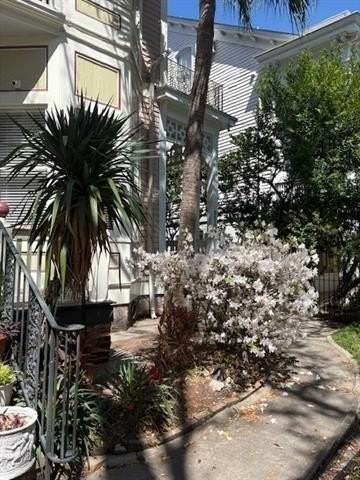 3219 Prytania St #A - Photo 3 of 13