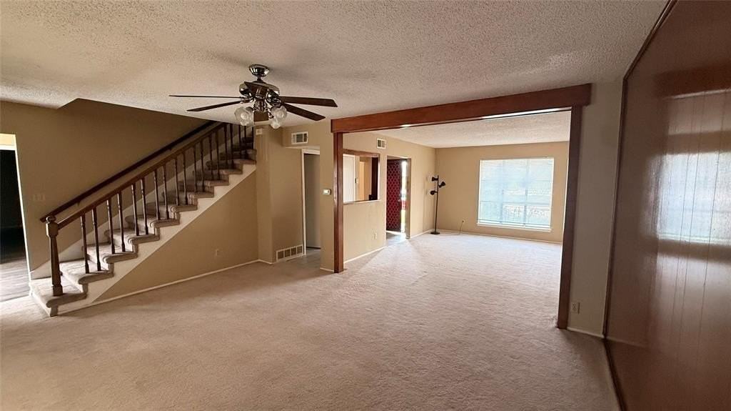 4422 Clemson Dr - Photo 4 of 7