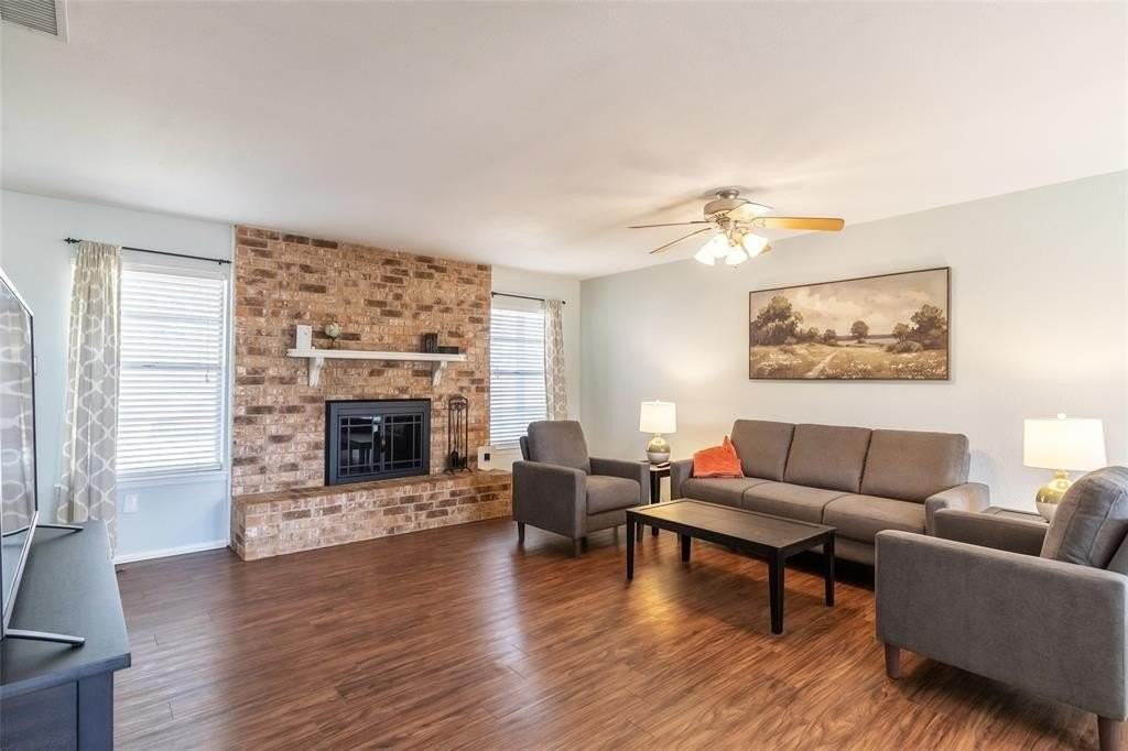 1689 Chachalaca Ln - Photo 4 of 34