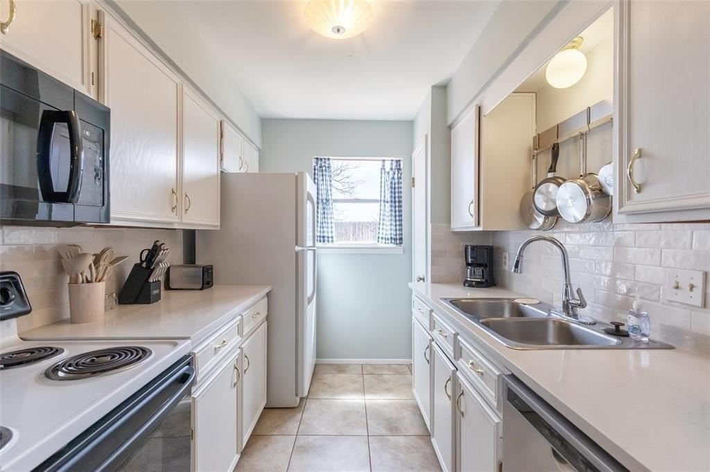 1689 Chachalaca Ln - Photo 6 of 34