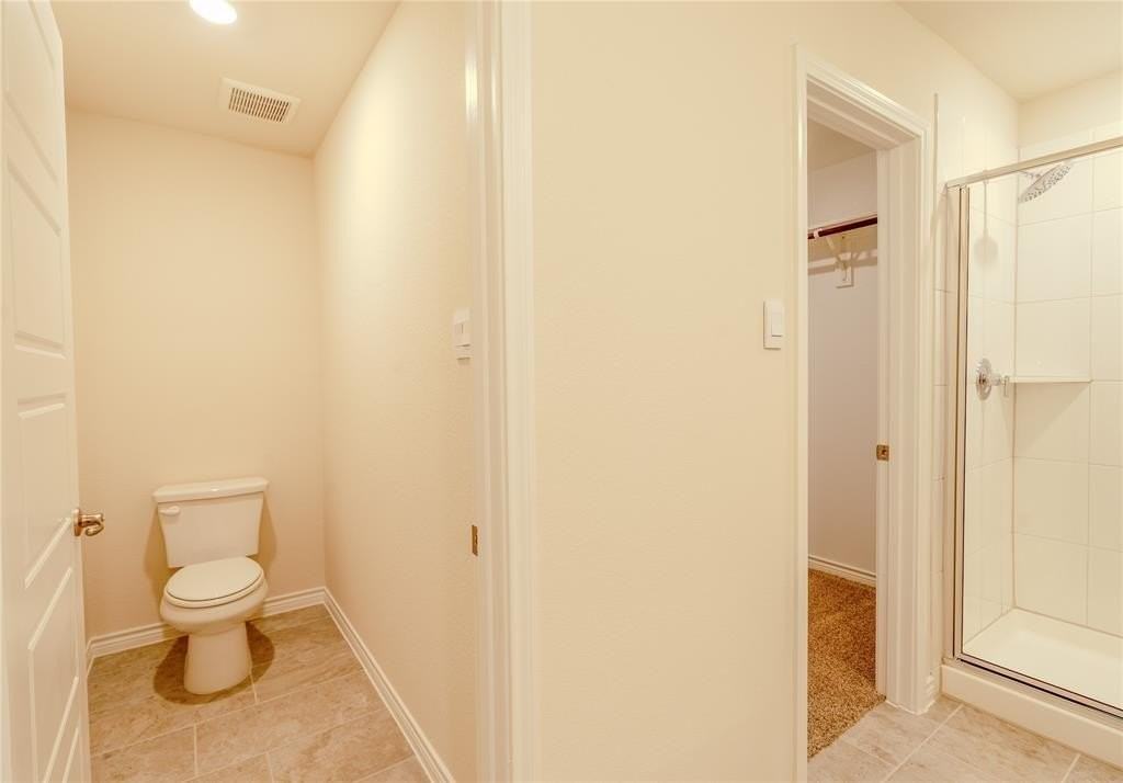 1323 Taggart St - Photo 6 of 22