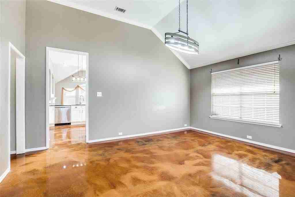 613 Castleford Dr - Photo 6 of 25