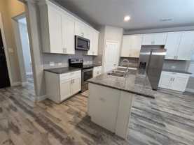 2620 Empire St - Photo 1 of 1