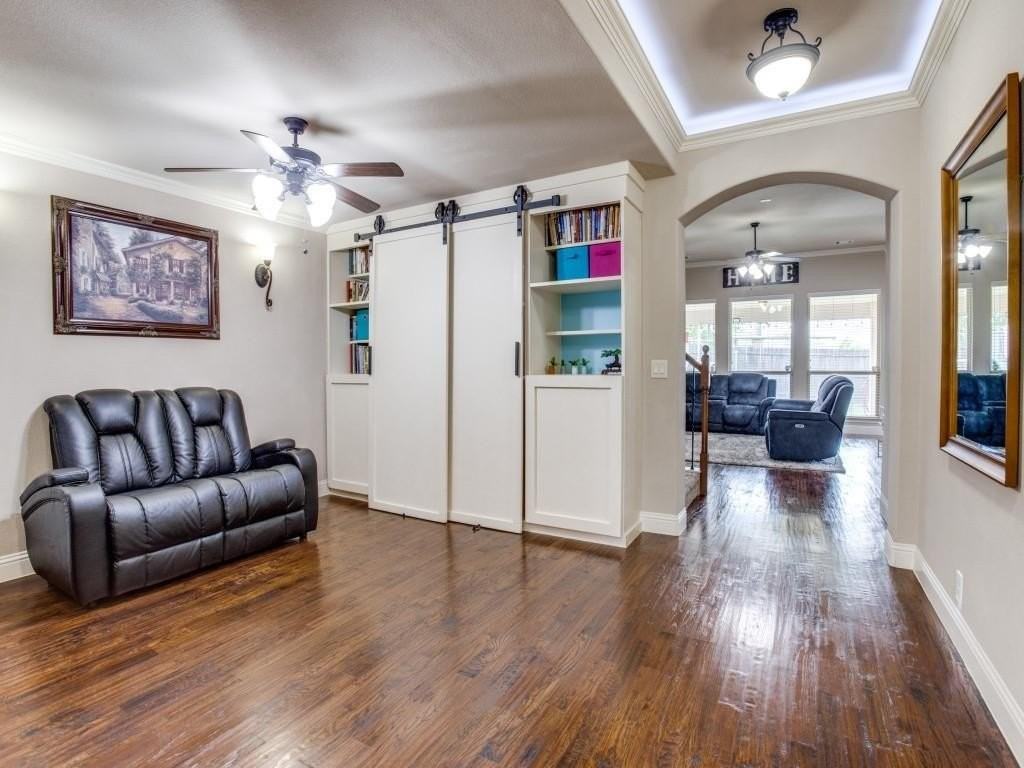 804 Longhorn Dr - Photo 5 of 28