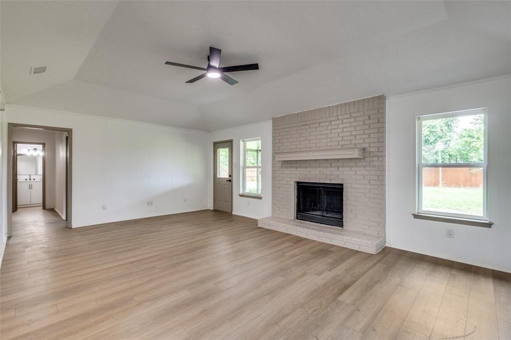 402 Country Meadow Dr - Photo 3 of 23