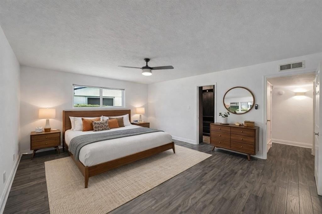 1121 Bass Dr - Photo 5 of 36