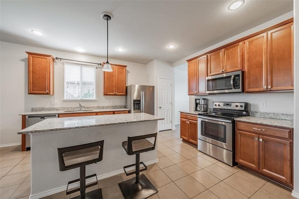 2312 Bermont Red Ln - Photo 6 of 38