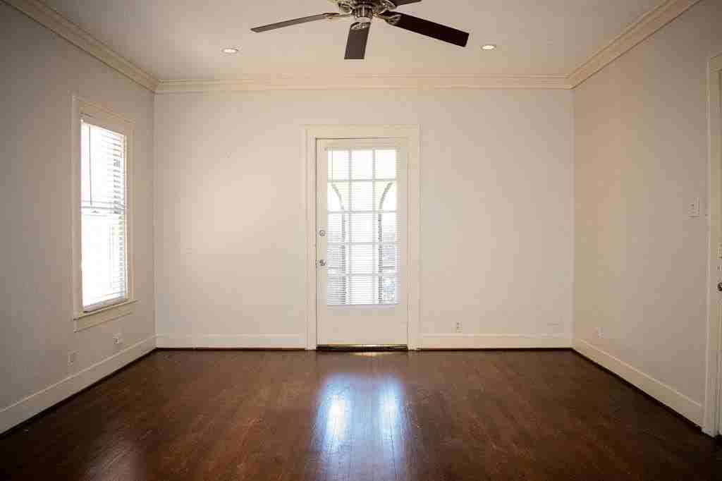 4034 Hawthorne Ave #101 - Photo 4 of 20