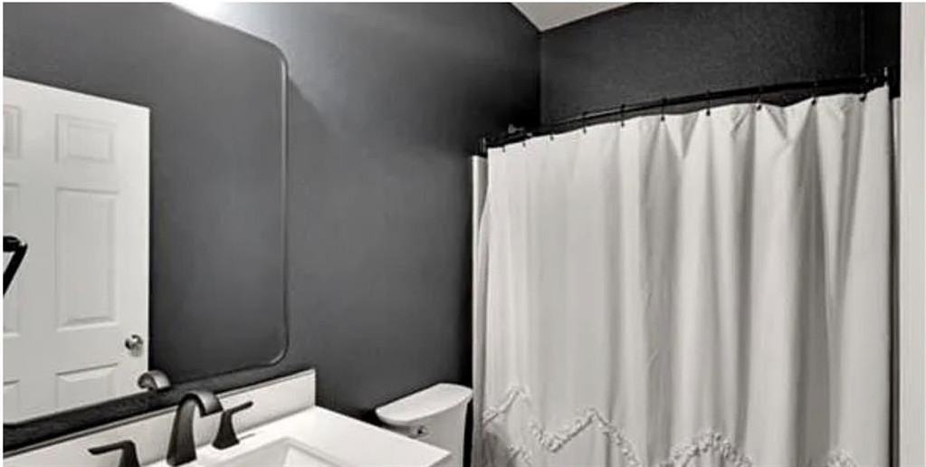 3012 Montserrat Creek Dr - Photo 7 of 9