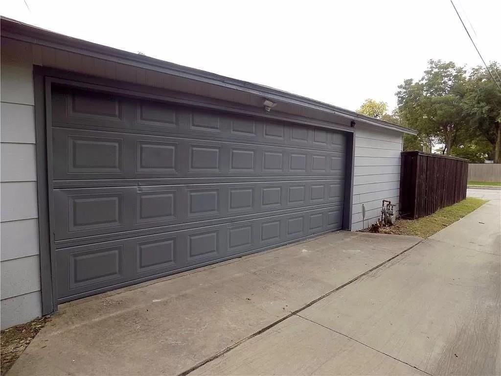 406 Dover Dr - Photo 6 of 20