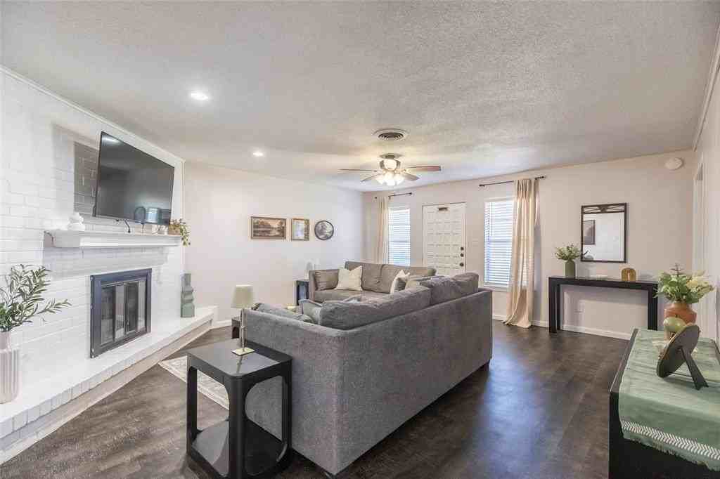 3333 S 27th St - Photo 7 of 35