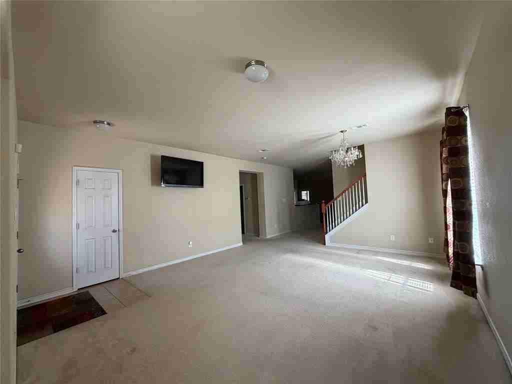 304 Serenade Ln - Photo 4 of 28