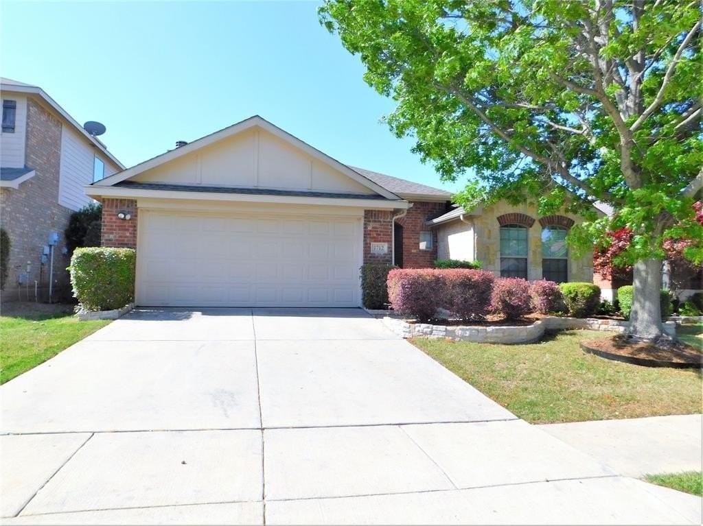 1712 Flamingo Dr - Photo 2 of 33