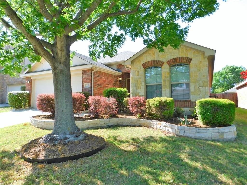 1712 Flamingo Dr - Photo 3 of 33