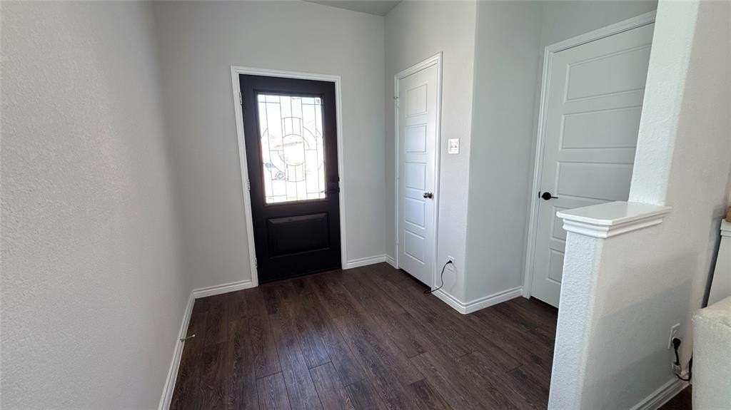 1025 Wind Drift Way - Photo 2 of 28