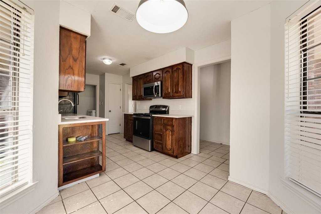 9625 Cherry St - Photo 7 of 23