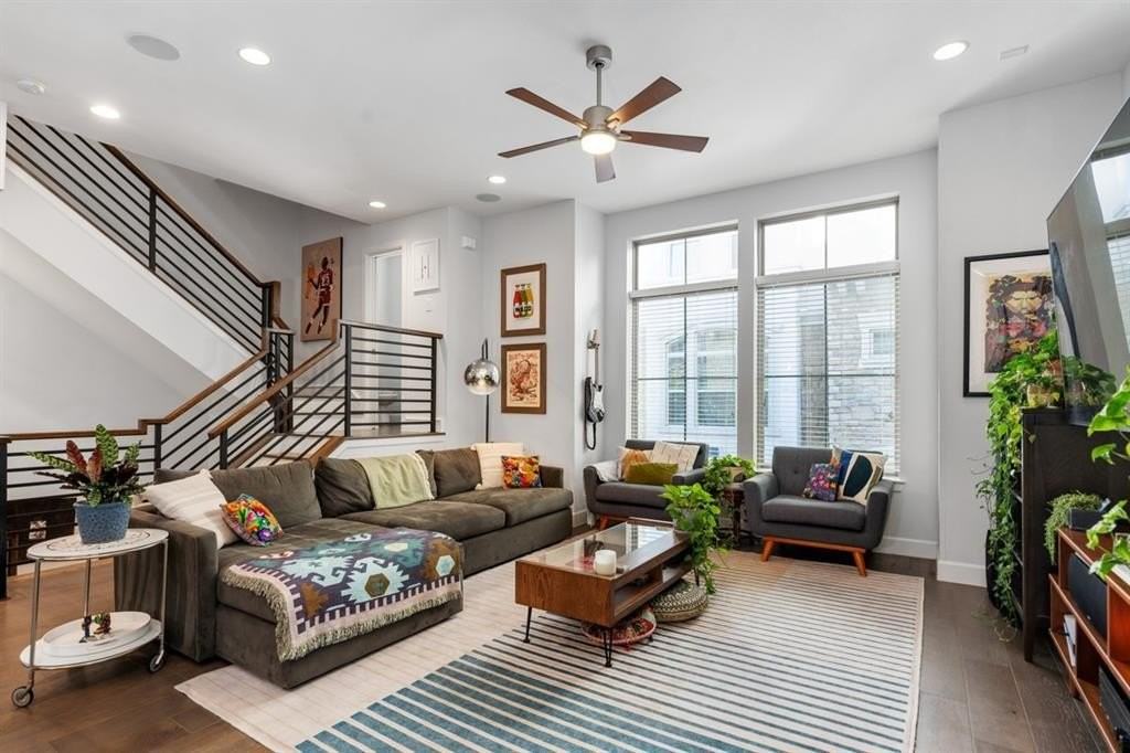 779 Spanish Oaks Pl - Photo 4 of 27