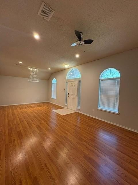 6319 Tara Ln - Photo 4 of 29