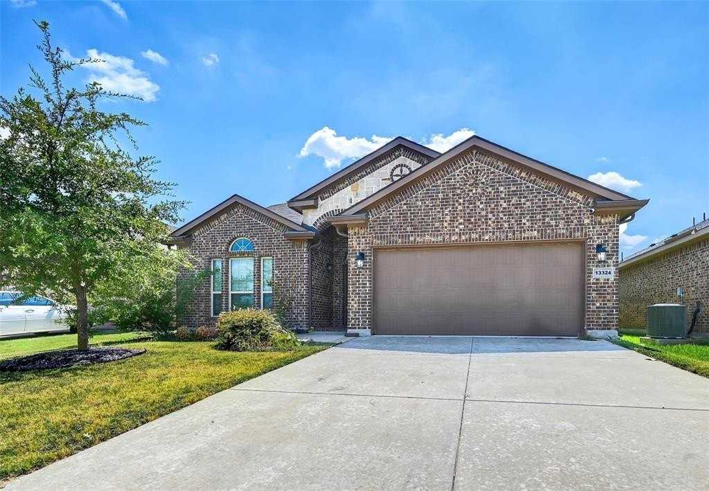 13324 Palancar Dr - Photo 3 of 34